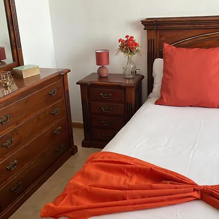 Laurel House 아파트